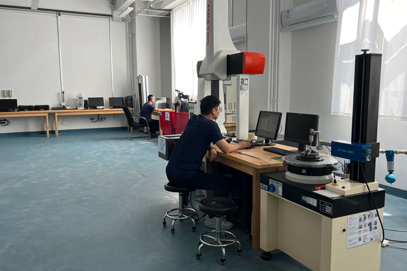 Dimensional inspection at KOWOV